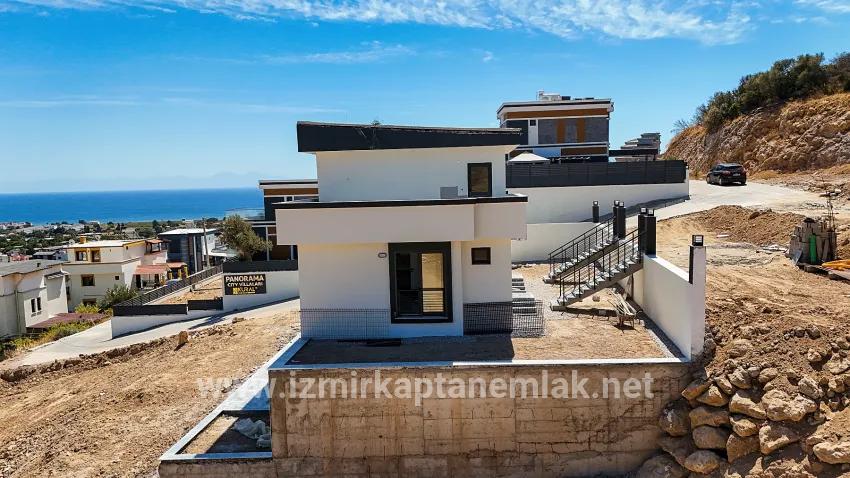 Seferihisar Doğanbey Atatürk Mah. Satılık 2+1 Yazlık - 115 m²