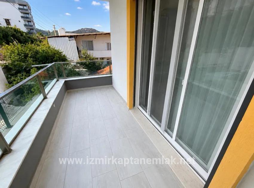 Menderes Gümüldür Gümüldür Fevzi Çakmak Mah. Satılık 3+1 Daire - 145 m²