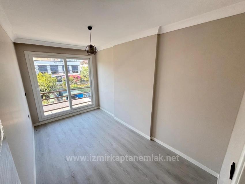 Seferihisar Payamlı Merkezde Müstakil Ferah Yapılı Satılık 3+1 Villa