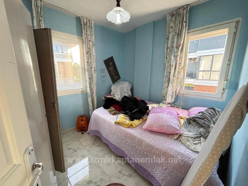 Seferihisar Ürkmez Deniz Tarafında Plaja 100M 4+1 Satılık Villa