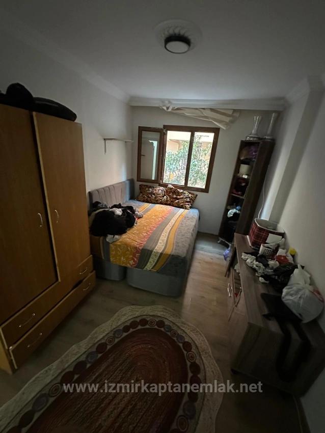 Seferihisar Ürkmez'de Bahçeli Plaja 300M 2+1 Satılık Daire