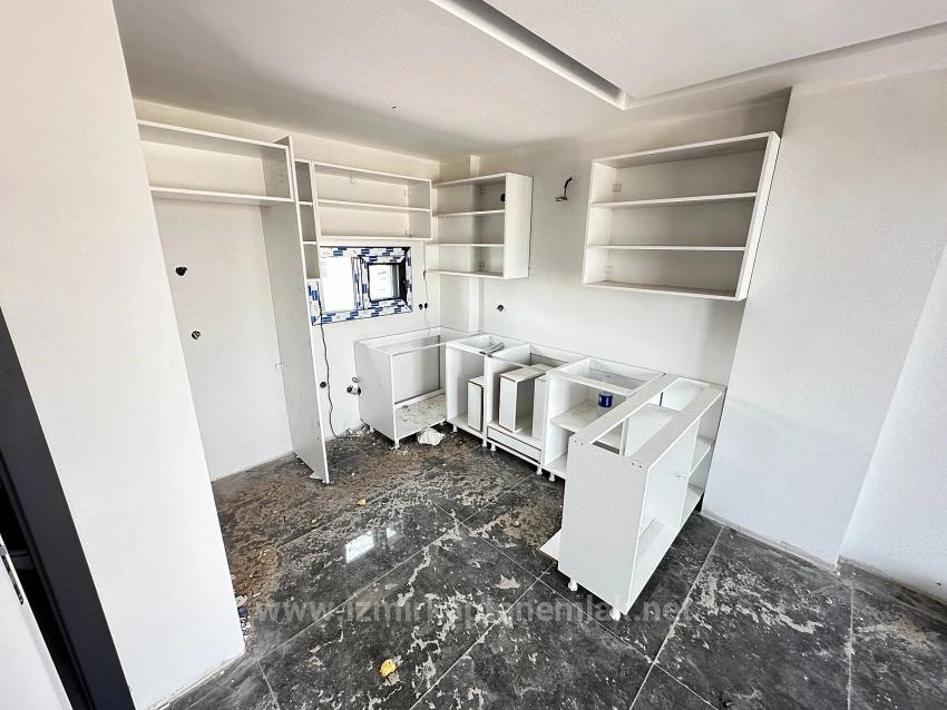 Seferihisar Cumhuriyet'de Geniş Bahçeli Sıfır Satılık 2+1 Villa