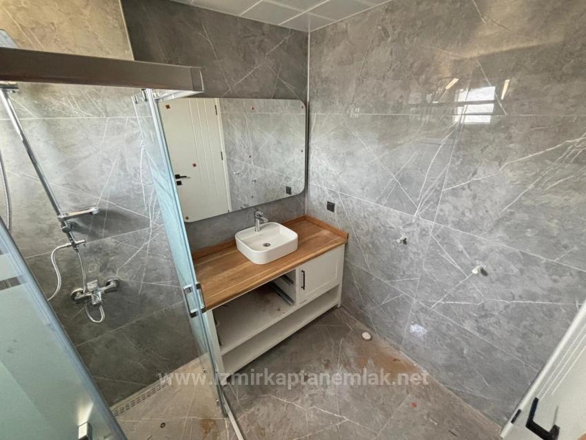 Seferihisar Ürkmez'de Plaja 500M Krediye Uygun Satılık 2+1 Villa