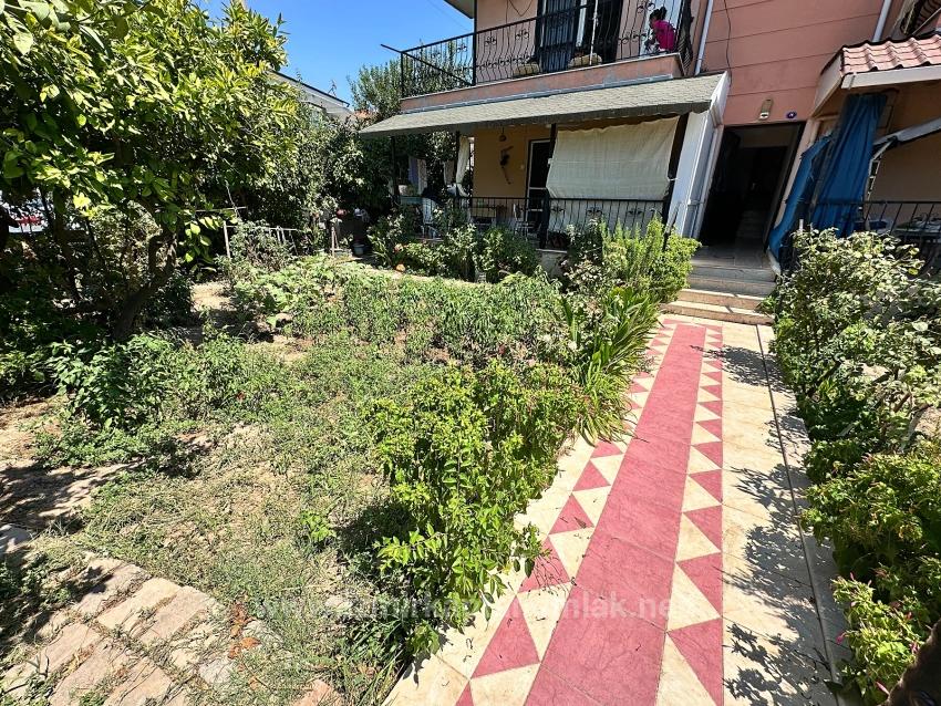 Seferihisar Ürkmez Merkezde Sıfır Yapılı Ferah Satılık 2+1 Daire