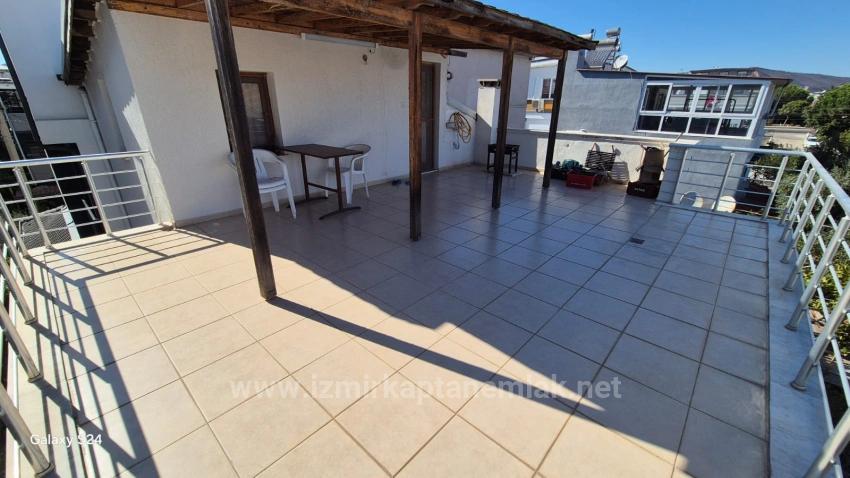 Seferihisar Doğanbey Havacılar Sahilinde Bahçeli 4+1 Kiralık Villa