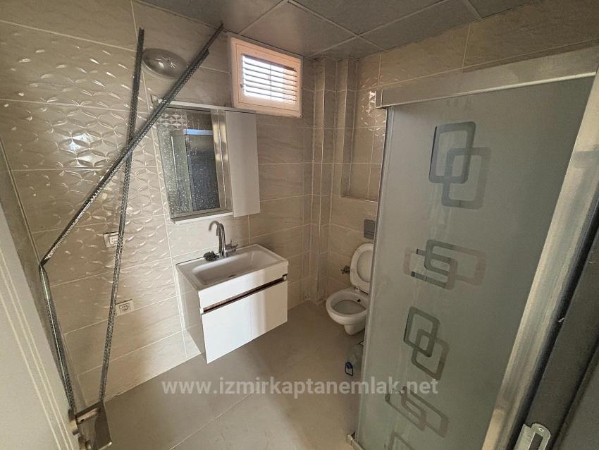 Menderes Gümüldür Fevzi Çakmak'da 2+2 Satılık Daire Dubleks