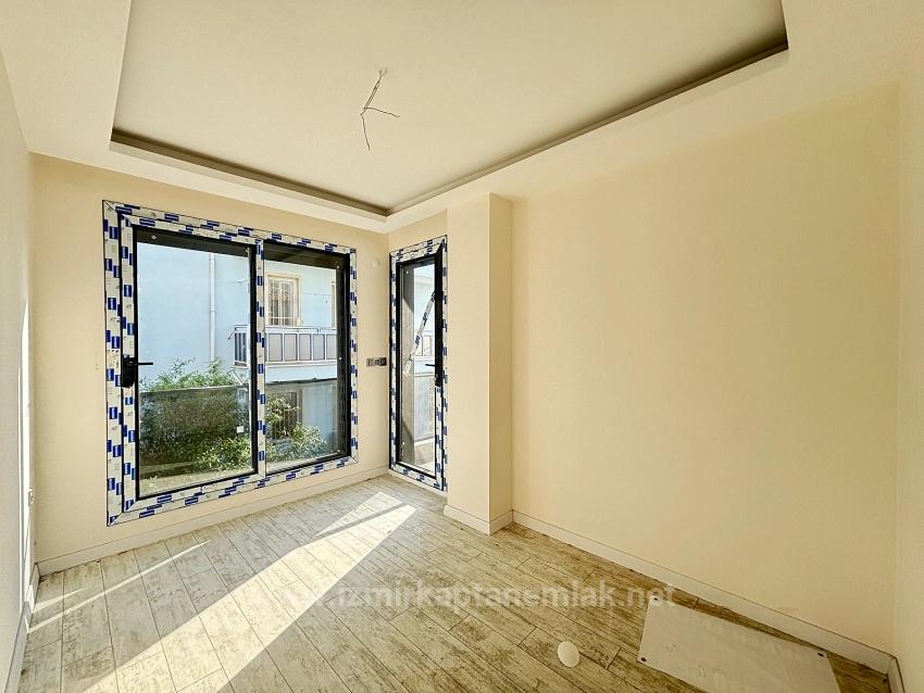 İzmir Seferihisar Ürkmez’de Denize 600 Metre Satılık 2+1 Villa