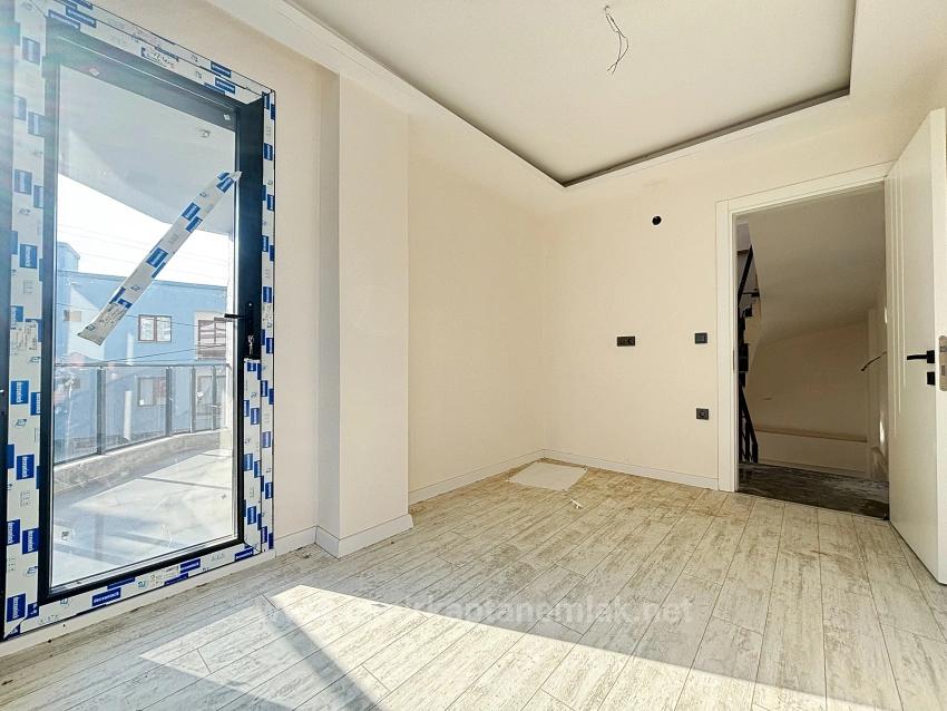 İzmir Seferihisar Ürkmez’de Denize 600 Metre Satılık 2+1 Villa