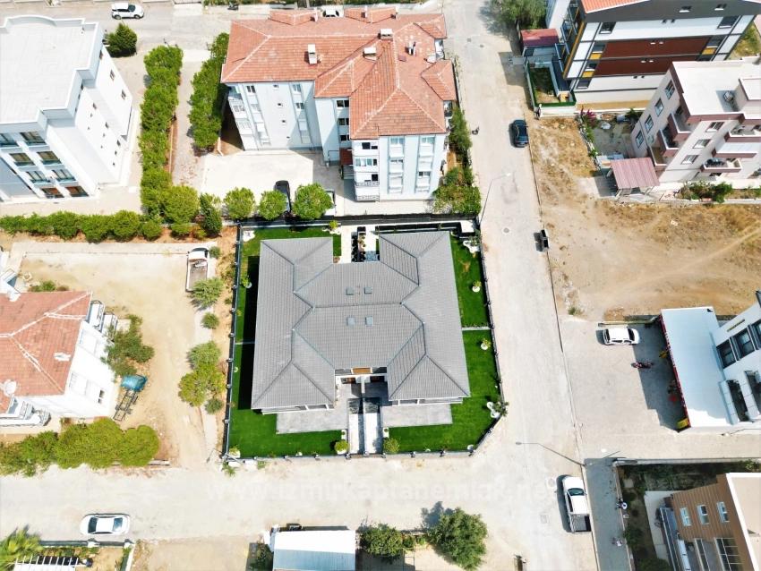 İzmir Seferihisar Camikebir'de Satılık Geniş Bahçeli Ultra Lüks 3+1 Villa