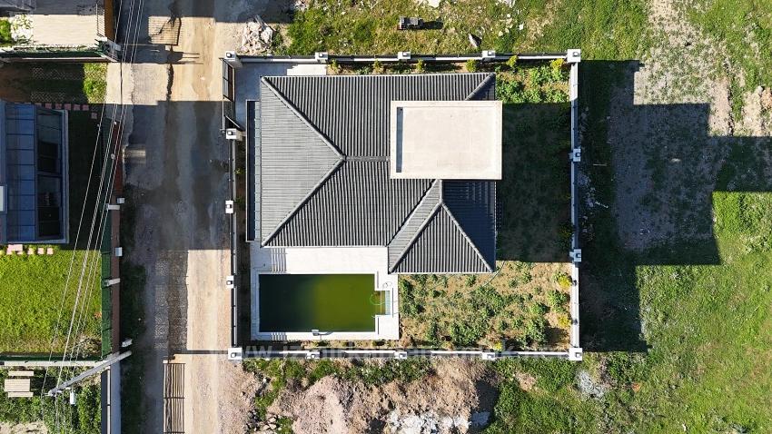  Izmir Seferihisar Düzce Mahallesi’nde Havuzlu Tek Müstakil Dubleks  Villa