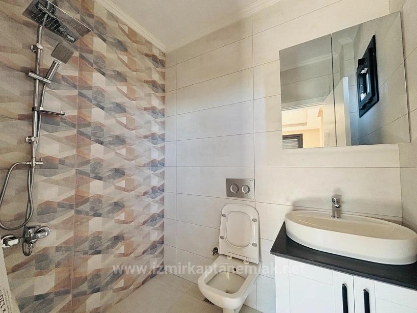  Izmir Seferihiasar Payamlı Mahallesi’nde  3+1 Ebeveyn Banyolu Müstakil Dubleks Villa