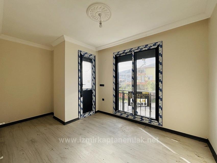 İzmir Seferihisar Atatürk Mahallesi’nde 2+1 Geniş Bahçeli Satılık Villa