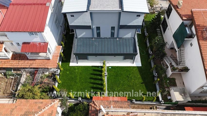 Seferihisar Ürkmez Mersin Alanı Mah. Satılık 3+1 Yazlık - 177 m²