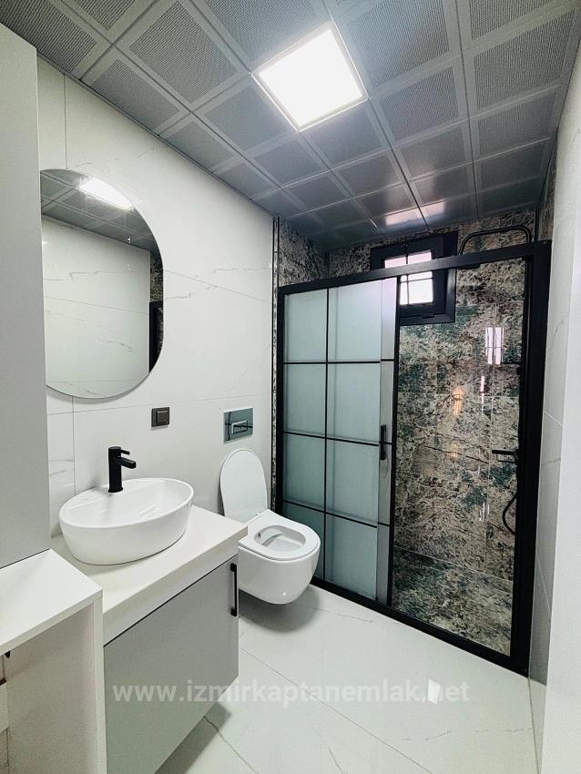 İzmir Seferihisar Ürkmez’de Denize 50M Ultra Lüks Akıllı Ev Sistemli 3+1 Yazlık 