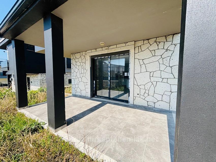 İzmir Seferihisar Akarca Mahallesi’nde  Deniz Manzaralı Doğalgazlı  3+1 Müstakil Yazlık Vi