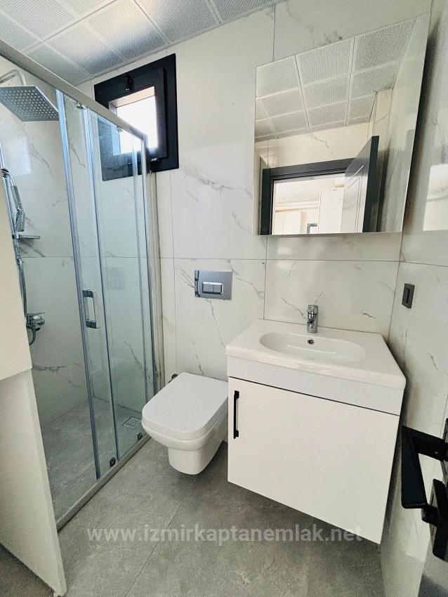 İzmir Seferihisar Payamlı Mahallesi Deniz Sokağında Yenilenmiş 1+1 Satılık Daire