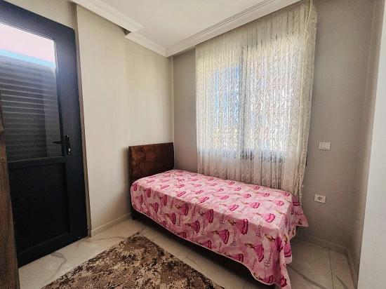 İzmir Seferihisar Payamlı Mahallesi’nde Merkezi Konumda 3+1 Bahçeli Villa