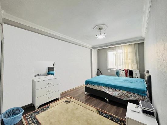 İzmir Seferihisar Bengiler’de Çarşı Merkezinde Ön Cephe Kapalı Mutfaklı 2+1 Satılık Daire