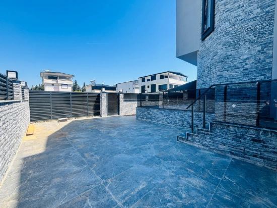 İzmir Seferihisar Cumhuriyet Mahallesi’nde 3+1 Havuzlu Satılık Müstakil Villa