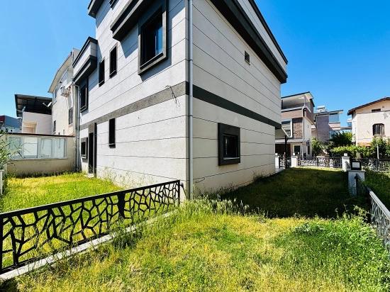 İzmir Seferihisar Payamlı Mahallesi’nde Denize 350m 3+1 Satılık İkiz Villa