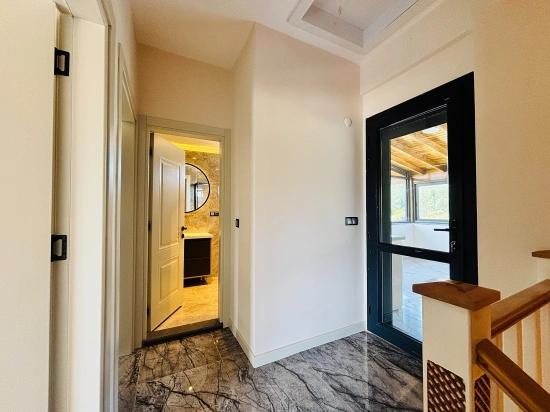 İzmir Seferihisar Kavakdere Mahallesi’nde 3+2 Ultra Lüks Havuzlu Satılık İkiz Villa 