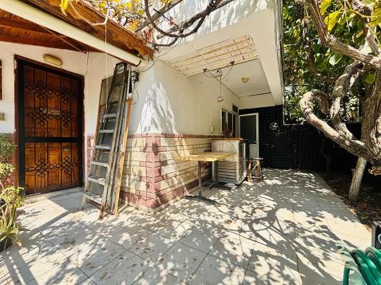 İzmir Seferihisar Tepecik Güneşli Kent Sitesi’nde full deniz manzaralı 4+2 satılık villa