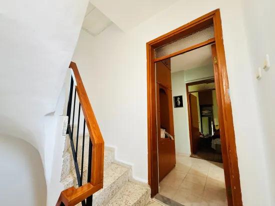İzmir Seferihisar Tepecik Güneşli Kent Sitesi’nde full deniz manzaralı 4+2 satılık villa