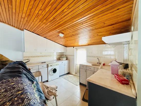 İzmir Seferihisar Tepecik Güneşli Kent Sitesi’nde full deniz manzaralı 4+2 satılık villa