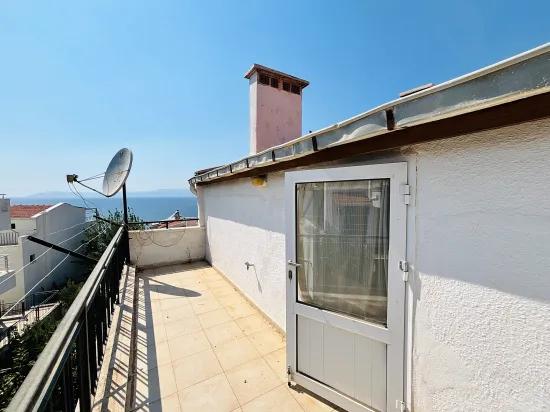 İzmir Seferihisar Tepecik Güneşli Kent Sitesi’nde full deniz manzaralı 4+2 satılık villa