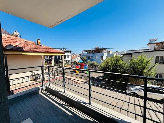İzmir Seferihisar Payamlı Mahallesi'nde Denize 400m Bahçeli 3+1 Satılık Villa