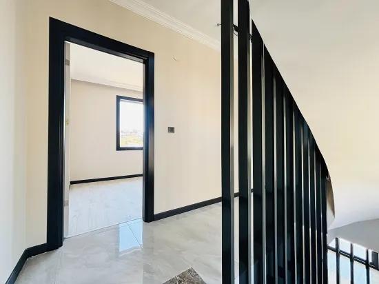 İzmir Seferihisar Atatürk Mahallesi’nde 3+1 Deniz Manzaralı Satılık Müstakil Villa