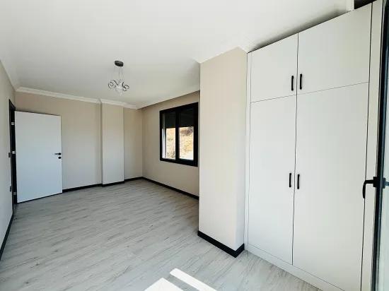 İzmir Seferihisar Atatürk Mahallesi’nde 3+1 Deniz Manzaralı Satılık Müstakil Villa