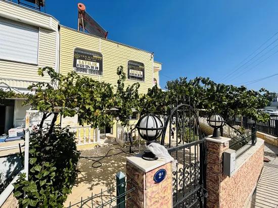 İzmir Seferihisar Mersin Alanı Mahallesi’nde Denize Çok Yakın 3+1 Satılık Villa
