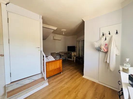 İzmir Seferihisar Mersin Alanı Mahallesi’nde Denize Çok Yakın 3+1 Satılık Villa