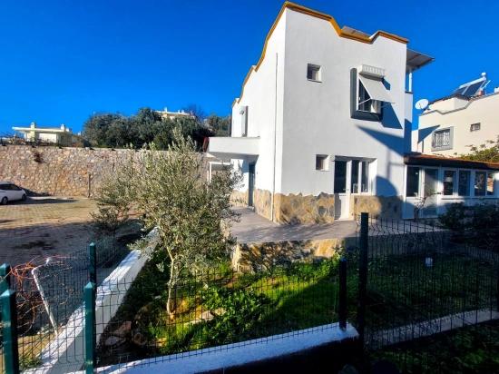 İzmir Seferihisar Doğanbey De 3+1 Satılık Yazlık