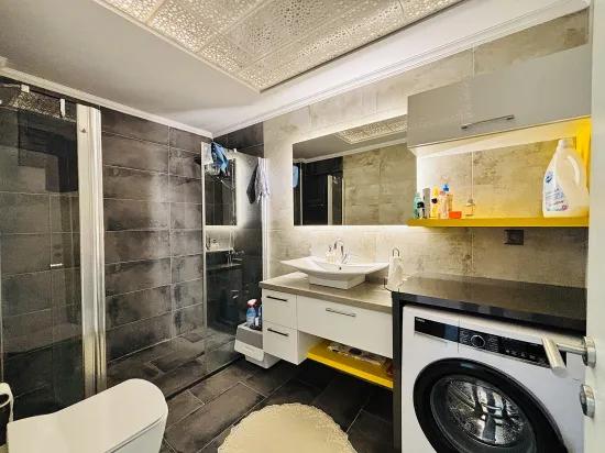 İzmir Seferihisar Cumhuriyet Mahallesi'nde Havuzlu Site İçerisinde 3+1 Satılık Yazlık
