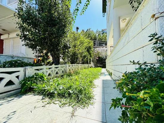 İzmir Seferihisar Atatürk Mahallesi'nde Deniz Manzaralı 2+1 Satılık Villa