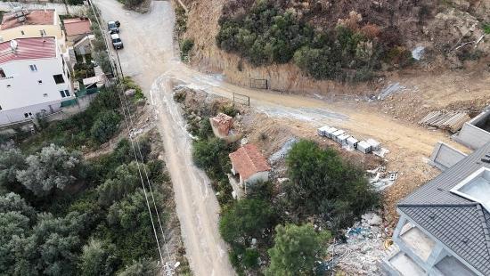 İzmir Seferihisar Atatürk Mahallesinde Deniz Manzaralı 300 M2 Arsa