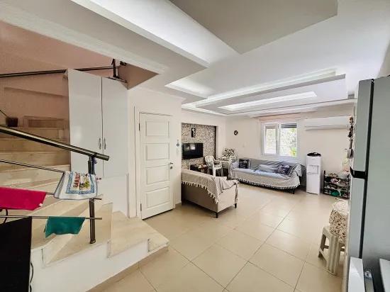 İzmir Seferihisar Payamlı Mahallesi'nde Bahçeli 2+1 Satılık Yazlık Villa