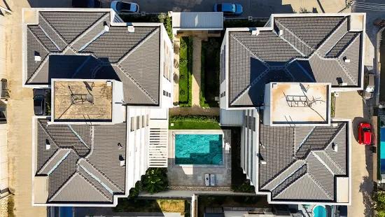 İzmir Seferihisar Necat Hepkon Mahallesi’nde Havuzlu Sitede İçerisinde Satılık 3+1 Daire