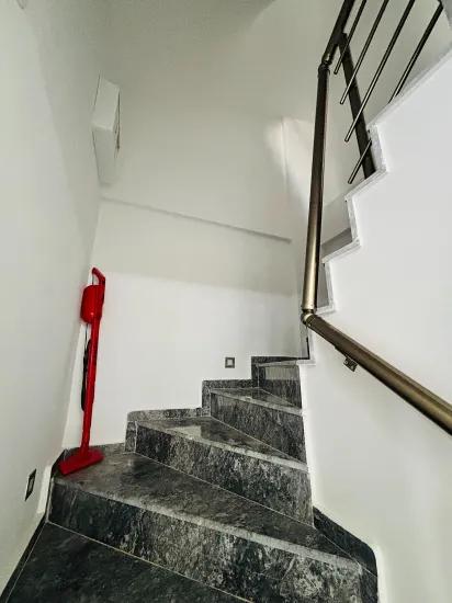 İzmir Seferihisar Payamlı Mahallesi’nde Bahçeli Full Eşyalı 2+1 Kiralık Villa