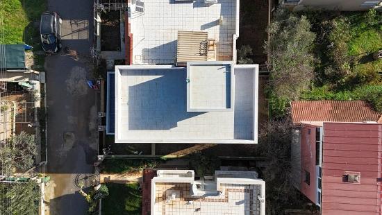 Seferihisar Payamlı Merkezde Müstakil Ferah Yapılı Satılık 3+1 Villa