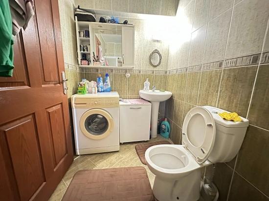 Seferihisar Ürkmez'de Ara Kat Ön Cephe Plaja 450M Satılık 2+1 Daire