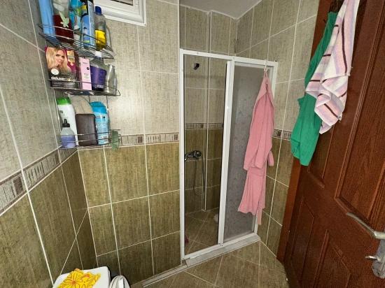 Seferihisar Ürkmez'de Ara Kat Ön Cephe Plaja 450M Satılık 2+1 Daire