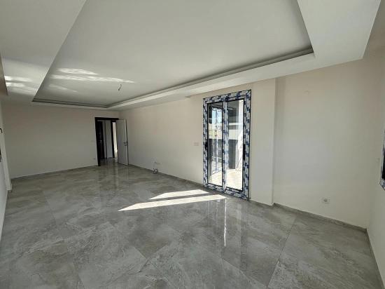 Seferihisar Camikebir’de 2+1 Kapalı Mutfak Çatı Katı Daire