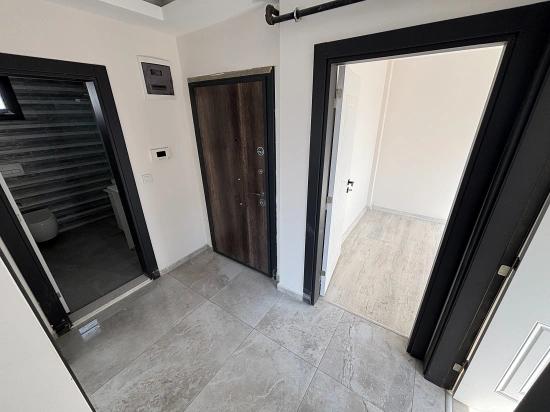 Seferihisar Camikebir’de 2+1 Kapalı Mutfak Çatı Katı Daire