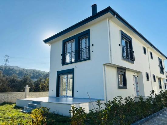 İzmir Seferihisar Kavakdere Mahallesi’nde  Site İçerisinde 3+1 Dubleks Villa