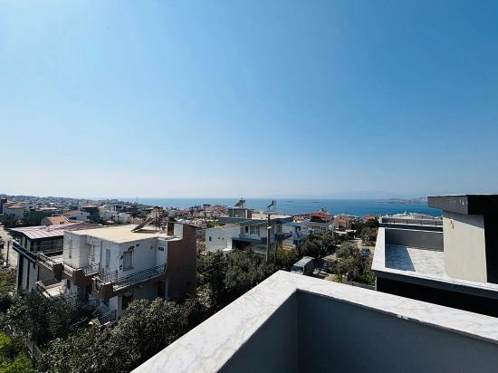 İzmir Seferihisar Akarca Mahallesi’nde  deniz Manzaralı Doğalgazlı  3+1 Müstakil Yazlık Vi