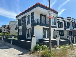 İzmir Seferihisar Doğanbey'de 300M2 Bağımsız Müstakil Sıfır Satılık 3+1 Villa