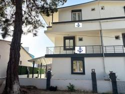 Seferihisar Payamlı'da Bahçeli Sıfır Yapı Satılık 2+1 Ruhsatlı Villa